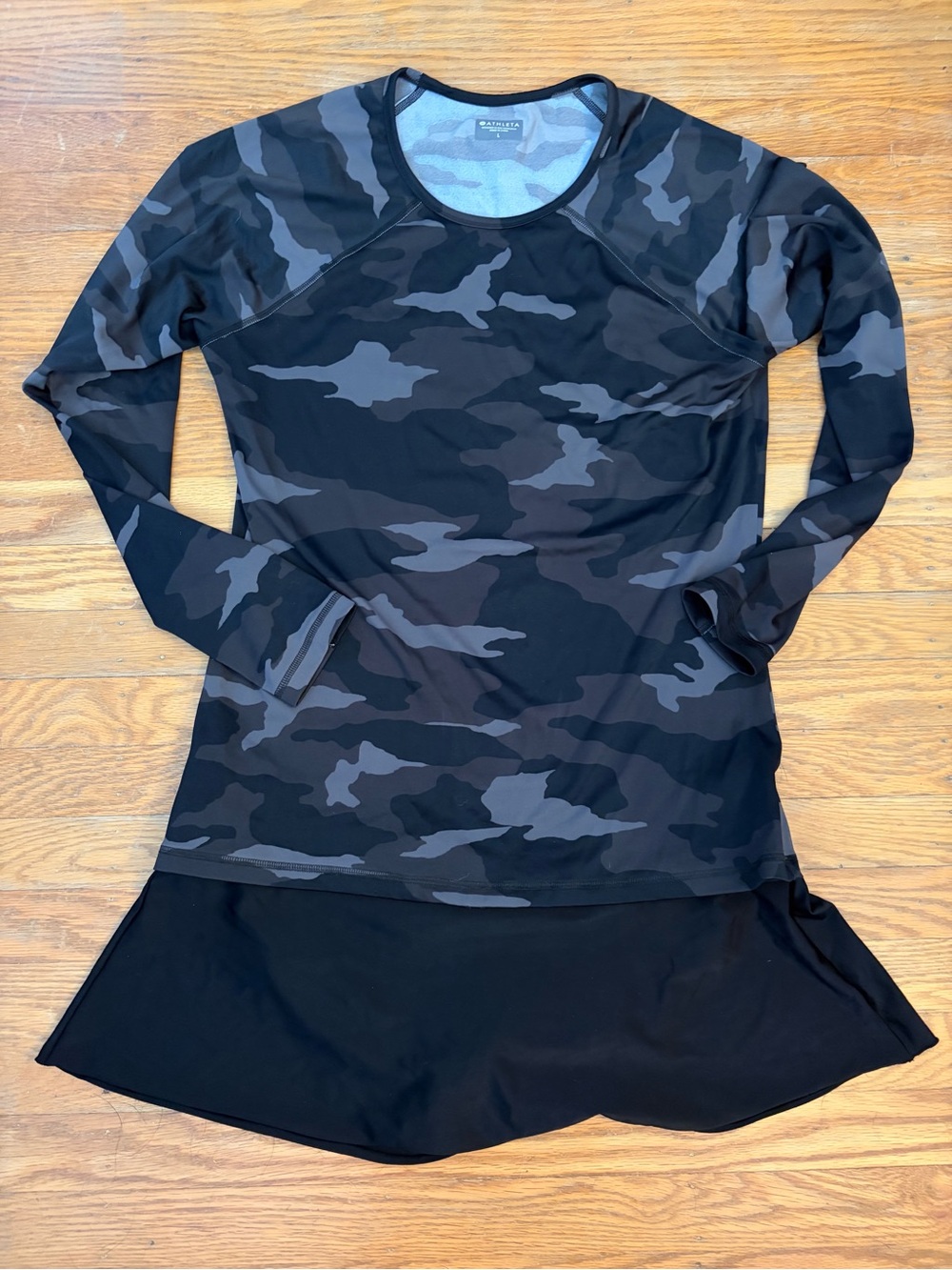 Athleta Rashguard with Merona Swim Skirt - L
